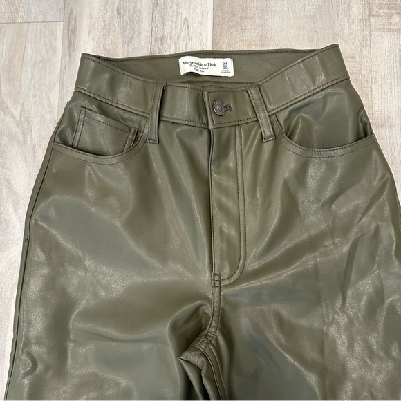 Abercrombie & Fitch Dark Green Faux Leather Wide Leg Cargo Pants - Picture 9 of 15